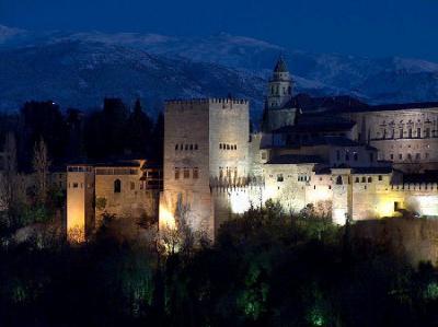 La Alambra en la Noche