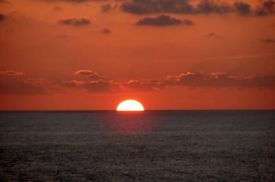 PUESTAS DE SOL EN EL MAR